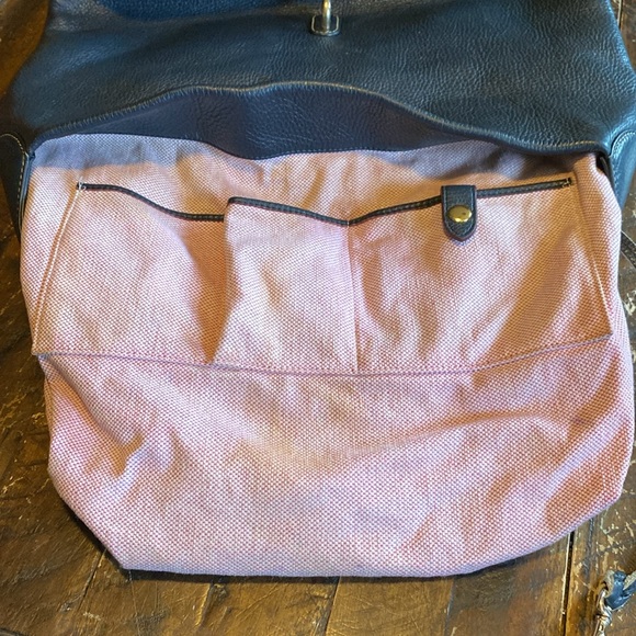 Dooney & Bourke Belvedere Logo Lock Pebbled Leather Bucket Bag - Picture 11 of 17